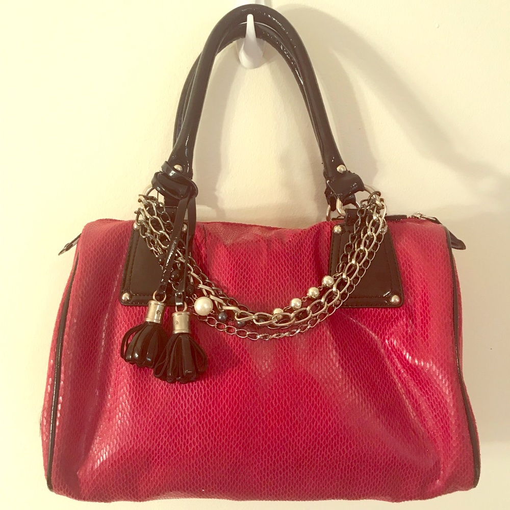 Faux Red leather bag with chains and black tassel